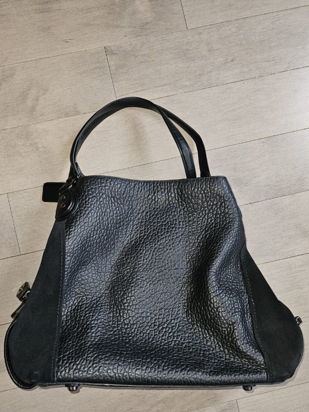 Coach Women's Edie 42 Dark Antique Nickel / Black Leather Shoulder Bag - Picture 3 of 13